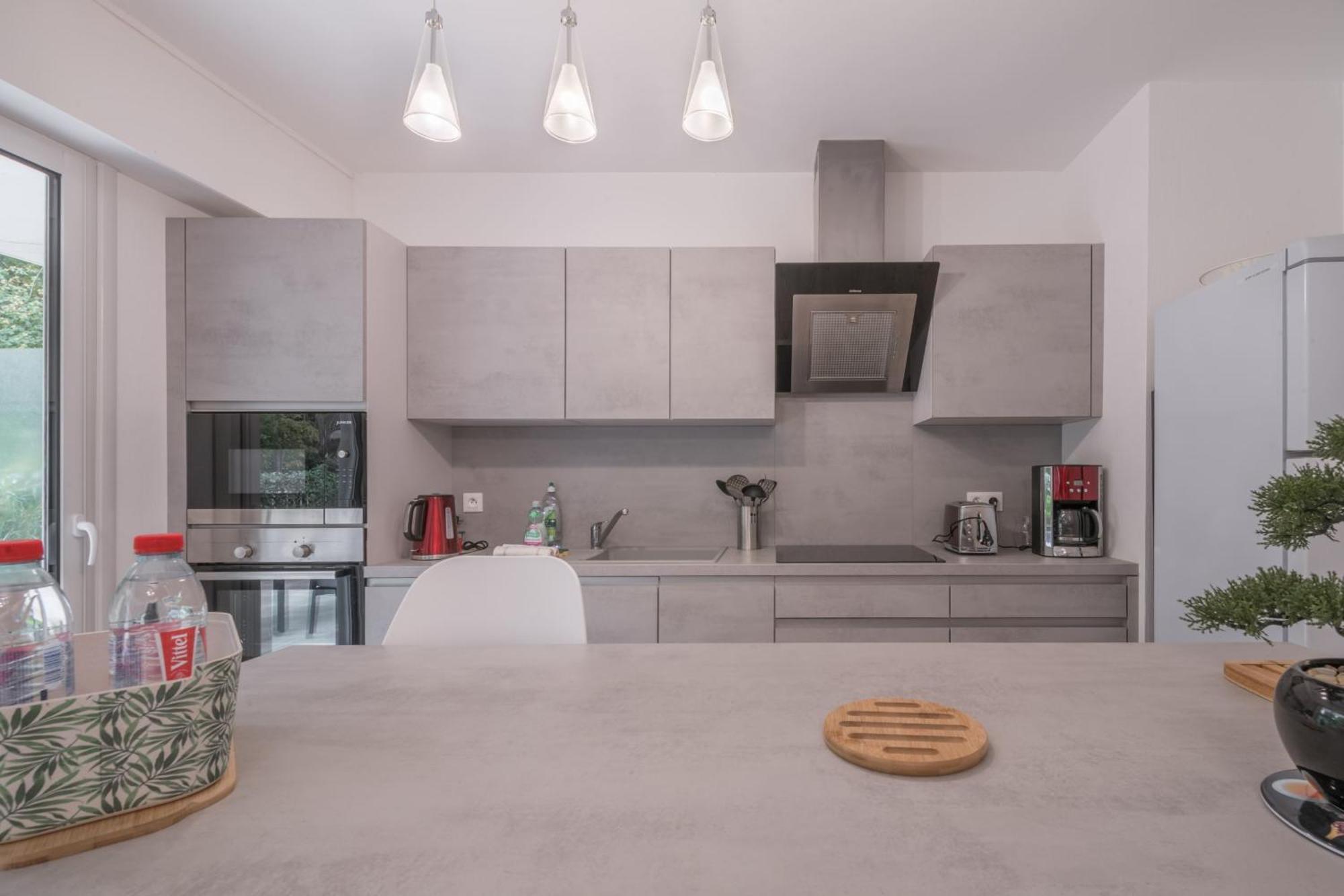 Ali Quietude - Wifi - Parking Apartment